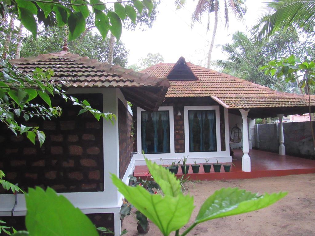 Marari Dreamz Villa Alappuzha Exteriör bild